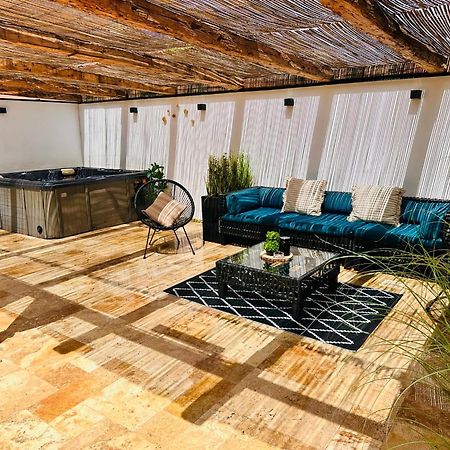Villa 3 Mediaş Eksteriør billede